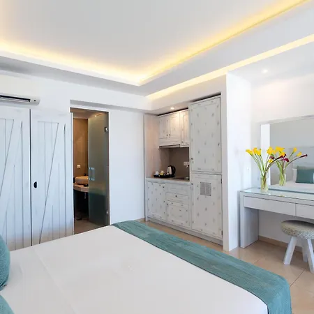 Tropicana Mykonos فندق باراليا باراذيسوس