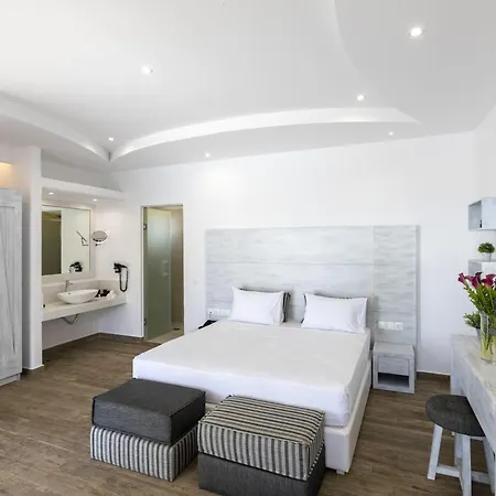 Tropicana Mykonos 4* باراليا باراذيسوس